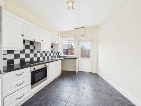 2 bedroom terraced house to rent - Photo 3