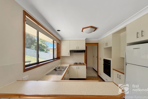 4 Bedroom Pioneer Home - Photo 1