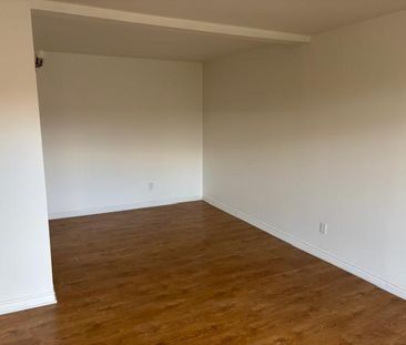 Boucherville grand 4 1/2 libre 1er novembre $1403/mois - Photo 2