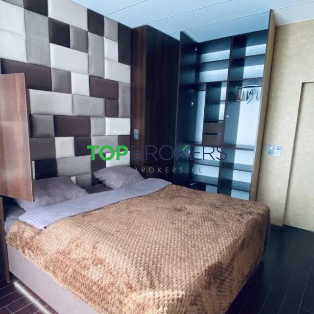 Warszawa, Wilanów, Wilanów Błonia Wilanowskie, Aleja Rzeczypospolitej - Photo 1