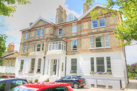 2 bedroom property to rent - Photo 3