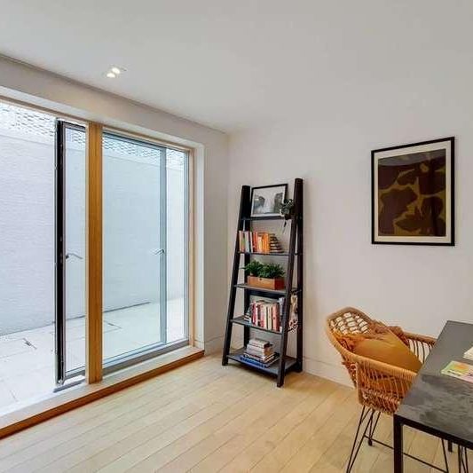 Hillside Road, Streatham Hill, SW2 - Photo 1