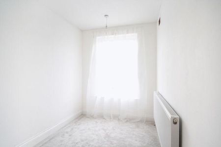 3 Bed Semi-Detached House, Coventry, CV6 - Photo 3