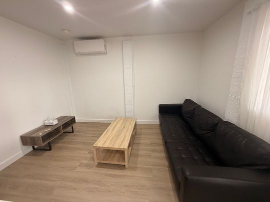 Two Bedroom Furnished Granny Flat - Water, Electricity & internet included - Photo 1