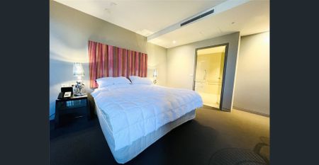 Furnished Studio - Photo 3