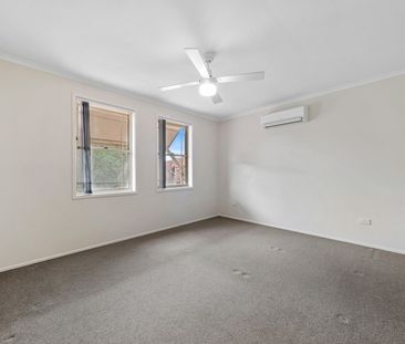 Updated And Ready To Move In - Photo 4