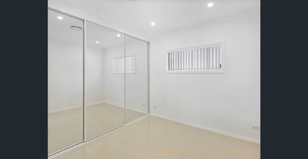 Private Two Bedroom Granny Flat - Photo 1