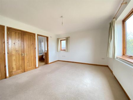 4 bed link detached house to rent in Bodenham, Hereford - Photo 5