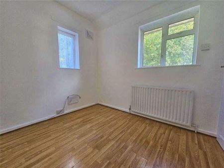 Wych Hill, Woking, Surrey, GU22 - Photo 2