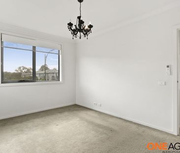 2 Braford Avenue, Elizabeth Hills, NSW 2171 - Photo 2