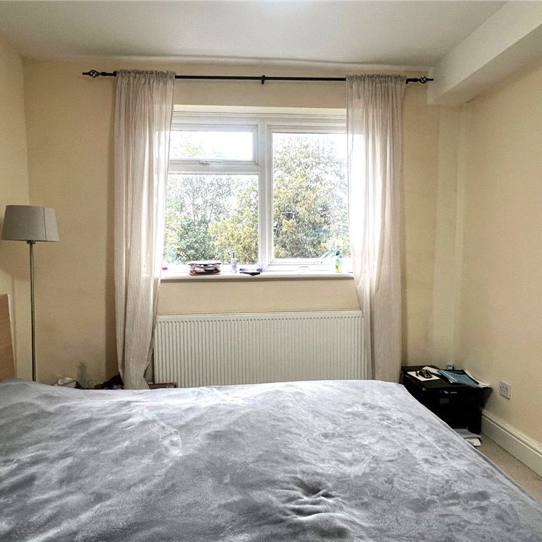 Rowan Close, Ealing, W5 4AQ - Photo 1