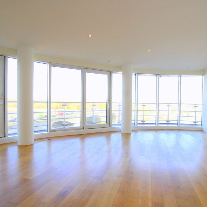 3 Bedroom , Brewhouse Lane, Putney - Photo 1