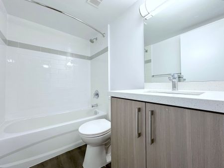 For Lease - 2575 Danforth Avenue Unit# 517, Toronto, Ontario - Photo 3