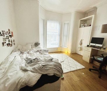 7 bedroom terraced house to rent - Photo 3