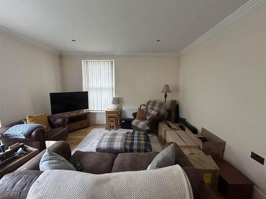 6 Glenlyon Manor, 116-118 Church Road, Holywood, BT18 9BX - Photo 1