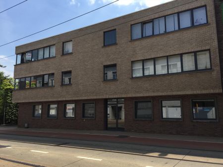- Zwijndrecht – Goed gelegen appartement nabij de tram - Photo 4
