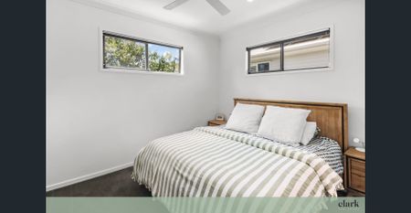 Modern Living, Peaceful Position & Solar-Powered Savings - Photo 3