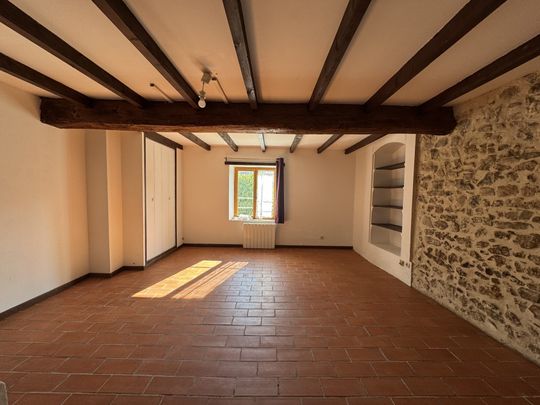 Location Appartement 1 pièce 31m² TOURVES 83170 - Photo 1