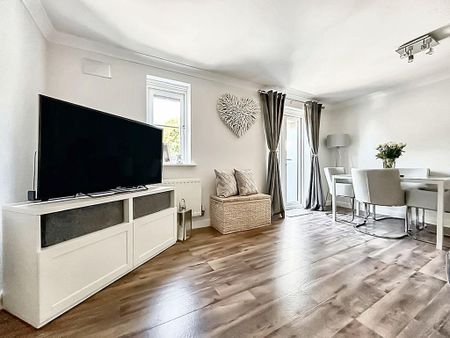 2 bedroom apartment to rent - Photo 2