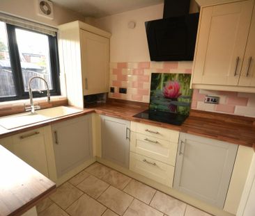 3 bedroom terraced house to rent - Photo 3