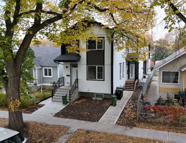 Brand-New 3-Bedroom Duplex | Pet Friendly | Central Edmonton Luxury | 11642 90 Street Northwest, Edmonton - Photo 1