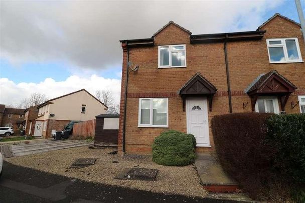 Teal Close, Westbury, BA13 - Photo 1