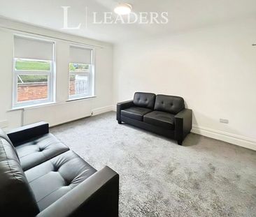2 bedroom house to rent Alexandra Street, Eastwood, Nottingham, Not... - Photo 2