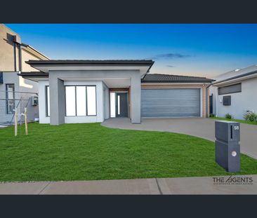 58 Buckingham Boulevard, Strathtulloh, Vic 3338 - Photo 5