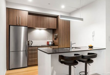 Executive Two Bed Retreat in a Sought-After Grafton Address - Photo 2