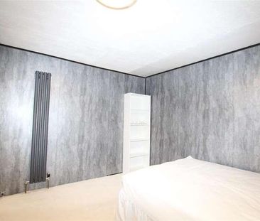 Kingsdale Crescent, Bradford, BD2 - Photo 4