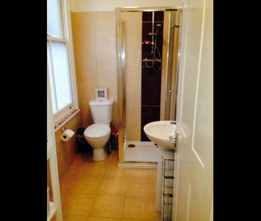 1 Bed Flat, Acre Lane, SW2 - Photo 2