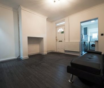 Victoria Street, NG18, Property for rent - Photo 1