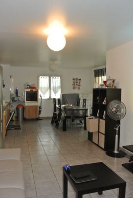 Location Appartement 3 pièces 70m² LE PEAGE DE ROUSSILLON 38550 - Photo 1