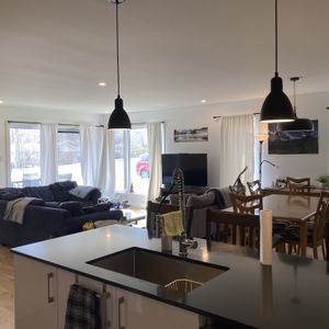 5 1/2 Spacieux, Disponible 1er Juillet - Photo 3