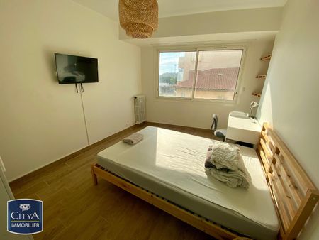 Location Appartement 1 pièce 30m² TOULON 83000 - Photo 2