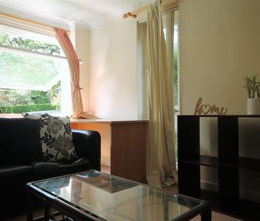 Dene Court, High Heaton - Photo 2