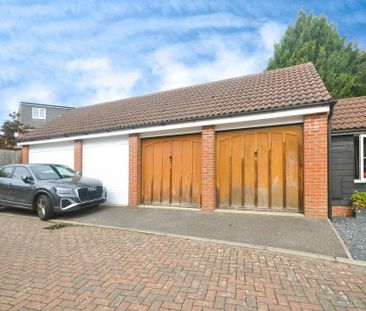 3 bedroom semi-detached house to rent - Photo 6