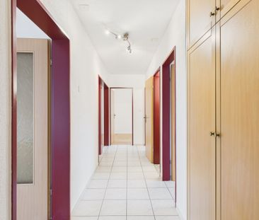 Renovated 4.5-room apartment in idyllic Wila, canton ZH - Foto 3