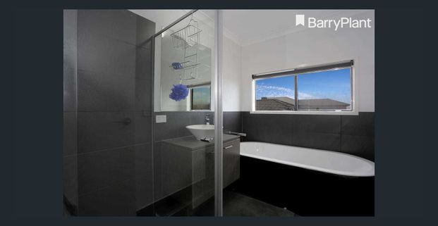 Stunning Home - Photo 1