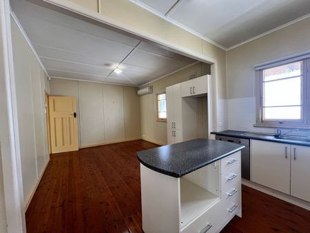 A lovely cottage with charm. - Photo 4