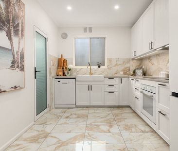 Fresh and Bright Lifestyle With Beachside Vibes - Photo 1