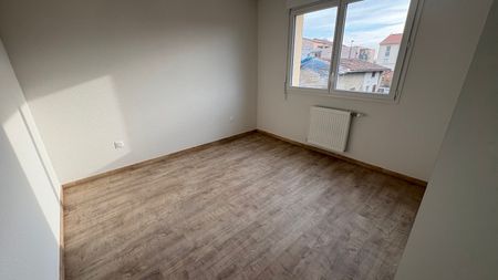 Location Appartement 2 pièces 42m² LABARTHE SUR LEZE 31860 - Photo 4