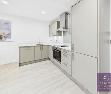 2 bedroom apartment to rent - Photo 6