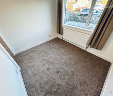 HoneyfieldDrive, RIPLEY - Photo 4