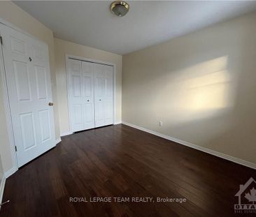 For Lease - 39 THORNBURY Crescent, South of Baseline to Knoxdale, O... - Photo 5