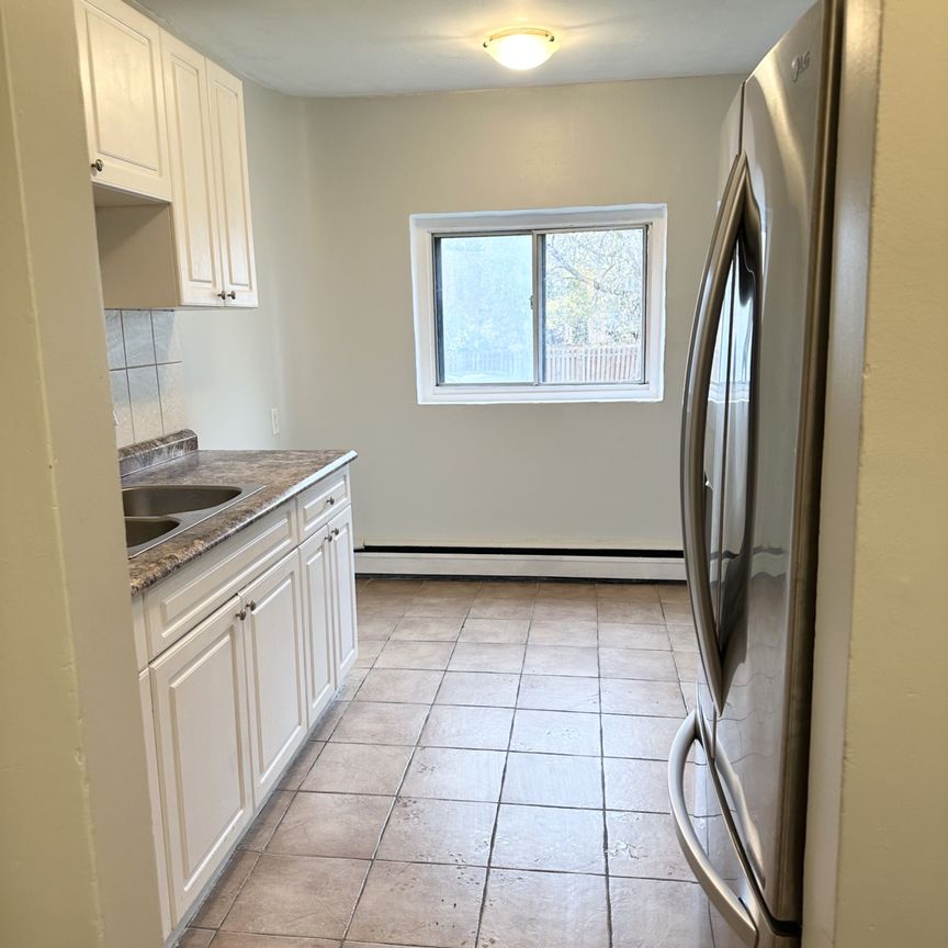 For Lease - 220 Ashland Avenue Unit# 25, London East, Ontario - Photo 1