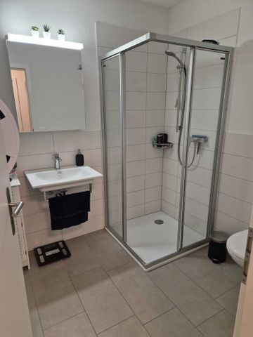 Modern 4 1/2-room apartment with cozy balcony - Foto 4