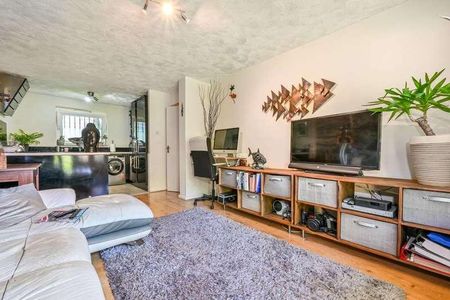 Albert Road, Stoke Newington, N15 - Photo 2
