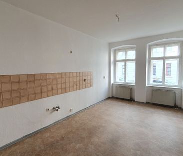 geräumige 2- Raumwohnung im Erdgeschoss mit großer separater Küche ... - Foto 2