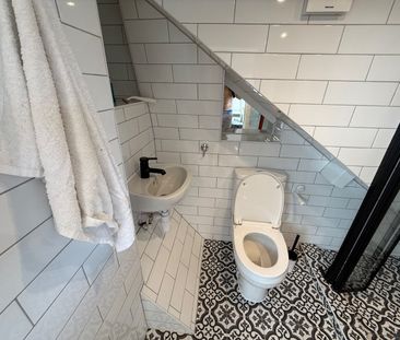 1 Bed Flat, Chapter Road, NW2 - Photo 1